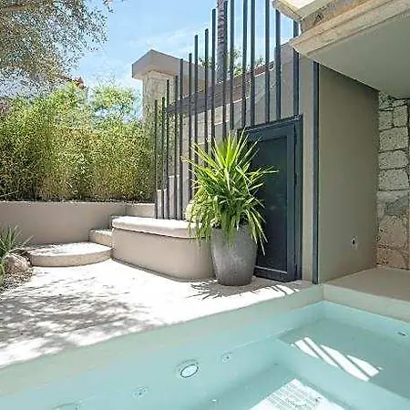 호텔 Derin Alacati (adults Only) 3*