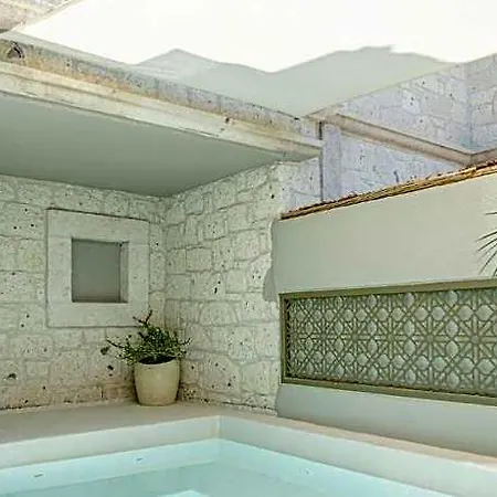 호텔 Derin Alacati (adults Only) 3*